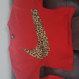 Womens Nike sweatshirt 1x Red leopard